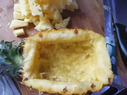 Make Pineapple rice step 1