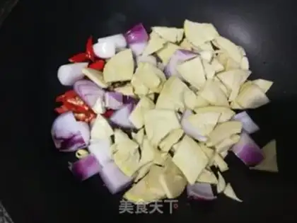 Make Onion fried chips step 4