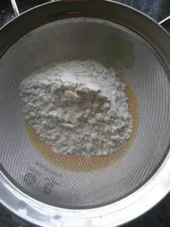 Make Blueberry cake roll step 3