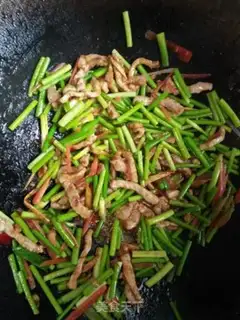 Make Garlic fried meat step 5