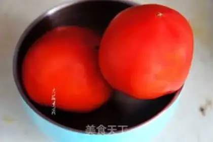 Make Pineapple fried tomatoes step 1