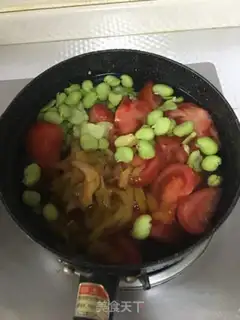 Make Tomato pickles, bean petal soup step 3