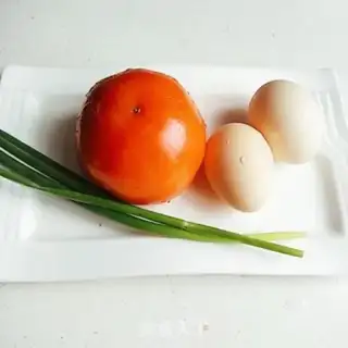 Make Tomato egg soup step 0