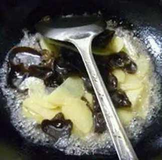 Make Skinned potatoes, black wood step 7