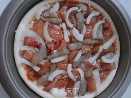 Make Chicken shrimp pizza step 7
