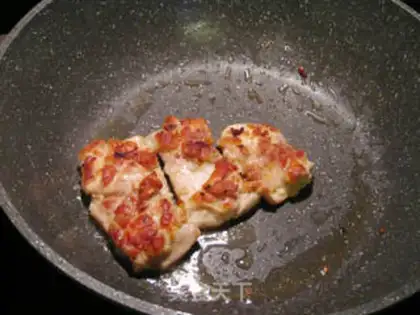 Make Fried garlic chicken thighs step 5