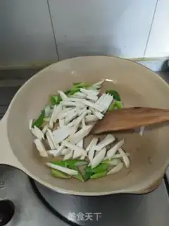 Make Pelican step 8