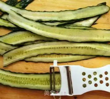 Make Fruit and vegetable salad step 1