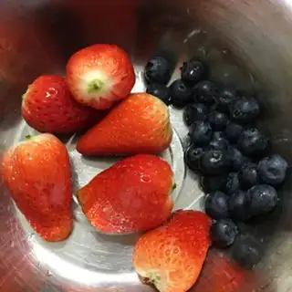 Make Doubleberry juice step 0