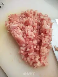 Make Tasty meat buns of sauce step 0