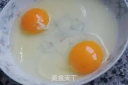 Make Fried eggs step 2