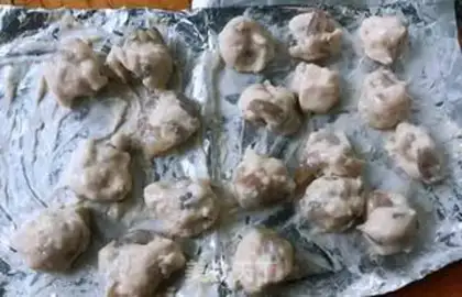 Make Shrimp rolls with tomato tofu step 3