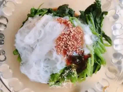 Make A spinach fan step 3