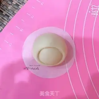 Make Cute-looking buns step 3