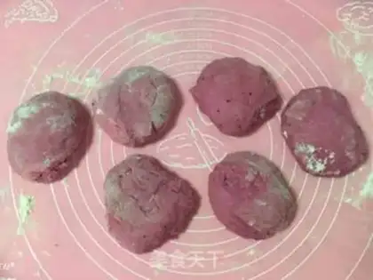 Make Cream Dragon Bread step 7