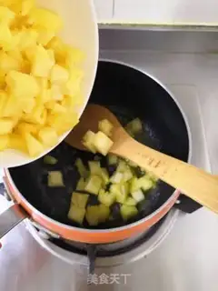 Make Pineapple pie step 2