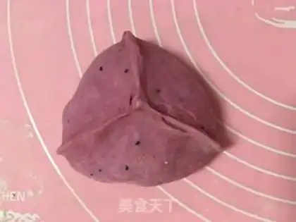 Make Cream Dragon Bread step 10