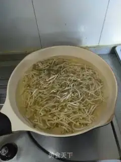 Make Cream pepper carrots step 1