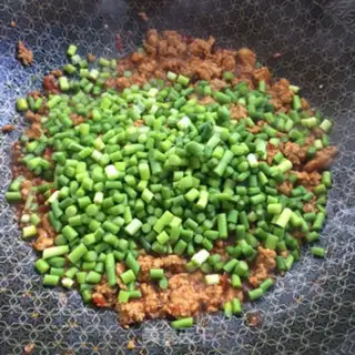 Make Soy sauce and garlic step 5