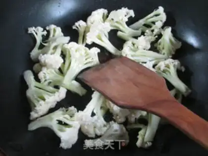 Make Fish-covered shrimp casserole step 1