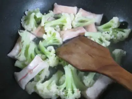 Make Fish-covered shrimp casserole step 3