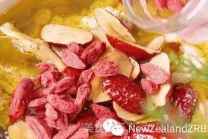 Make New Zealand gel ostrich chicken soup step 6