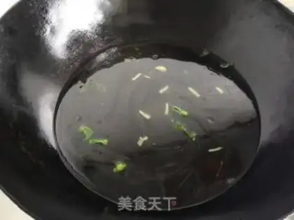 Make Little cabbage tofu shrimp soup step 4