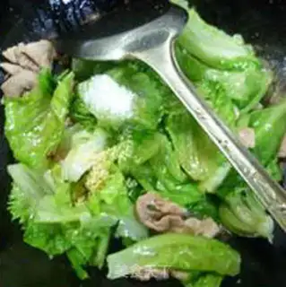 Make Scrawny meat chops step 7