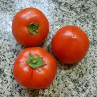 Make Tomato fried the lake step 1