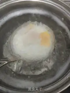 Make Egg clean noodles step 1