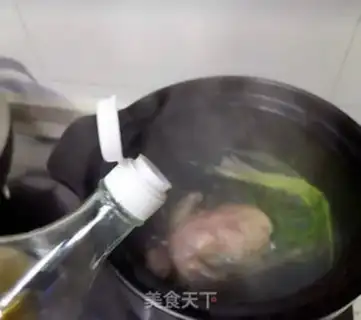 Make Worm grass and pigeon soup step 6