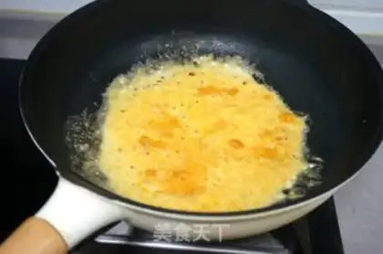Make Salted egg soy sauce step 4