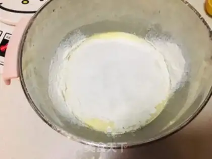 Make Red velvet strawberries step 3