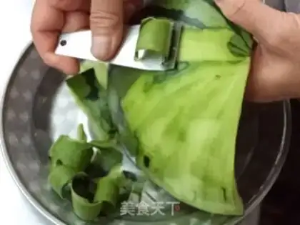 Make Watermelon pickles step 0