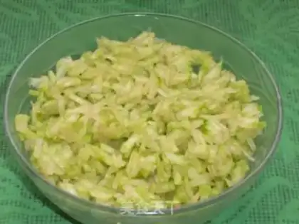 Make Watermelon pickles step 1