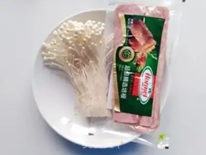 Make Bacon pins and mushrooms step 0