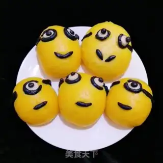 Make Little yellow bean bag step 20