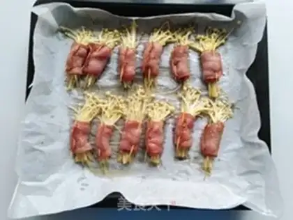 Make Bacon pins and mushrooms step 6