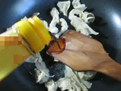 Make The cranberry noodles step 3