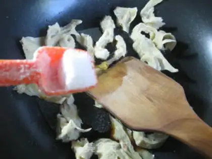 Make The cranberry noodles step 5