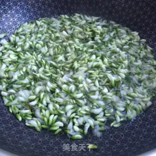 Make Pork dumplings step 4