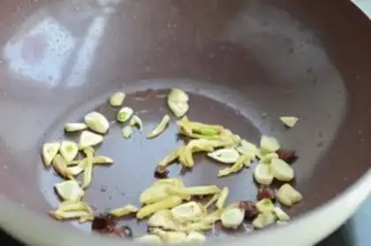 Make Five fragrances of yellowfish step 5