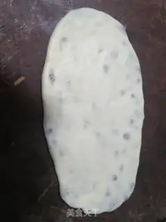 Make Homemade red bean bread step 4