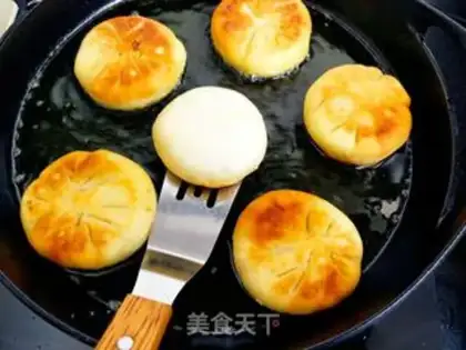 Make Hot pasta pie step 6