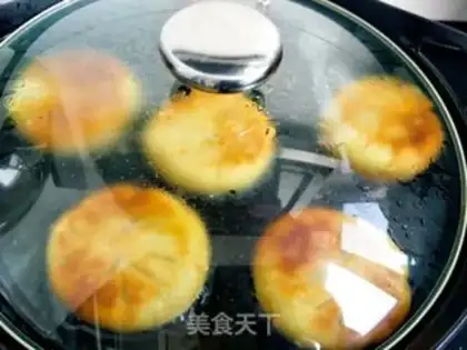 Make Hot pasta pie step 7