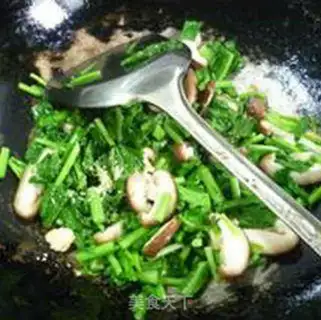 Make Fry mushrooms step 5