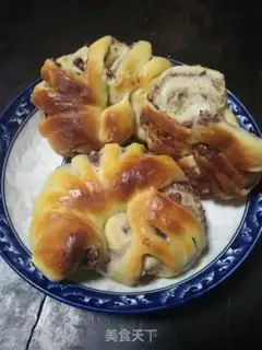 Make Homemade red bean bread step 12
