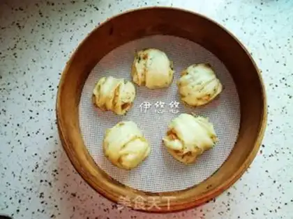 Make Sausage rolls step 12