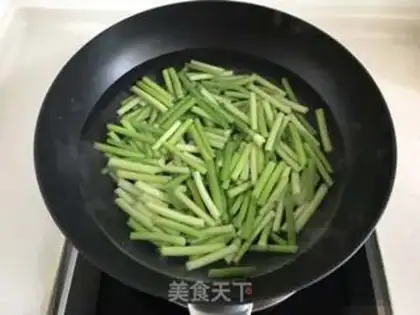 Make Garlic fried meat step 3