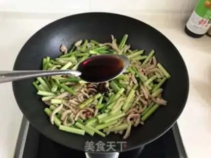 Make Garlic fried meat step 7